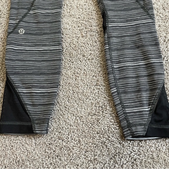 Lululemon Inspire Tight II Mesh Cyber Stripe Deep Coal RARE - Picture 14 of 15
